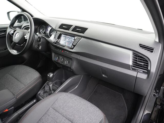 Skoda FABIA Combi 1.0T-96PK Apple Carplay Android Navi Airco Cruise-C PDC Mirror Link 16" DAB Business Edition Led Bluetooth ESP Spraakbediening Isofix