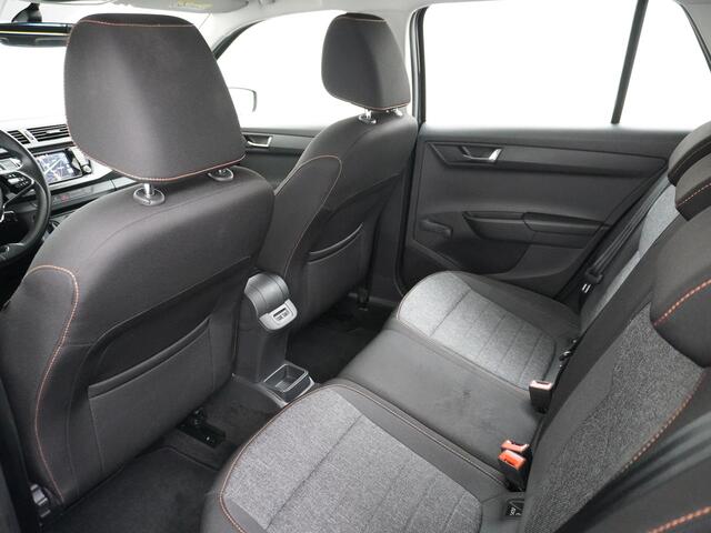 Skoda FABIA Combi 1.0T-96PK Apple Carplay Android Navi Airco Cruise-C PDC Mirror Link 16" DAB Business Edition Led Bluetooth ESP Spraakbediening Isofix