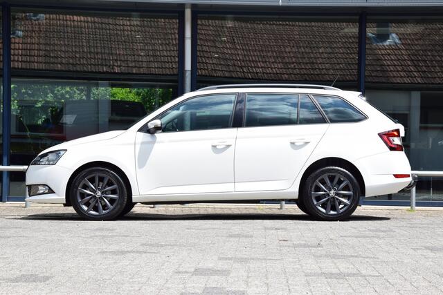 Skoda FABIA Combi 1.0 TSI 96PK Business Edition | Org NL | BOVAG Garantie | Trekhaak | Navigatie | Stoelverwarming | Parkeersensoren | Apple Carplay/Android Auto | 16'' Velgen |