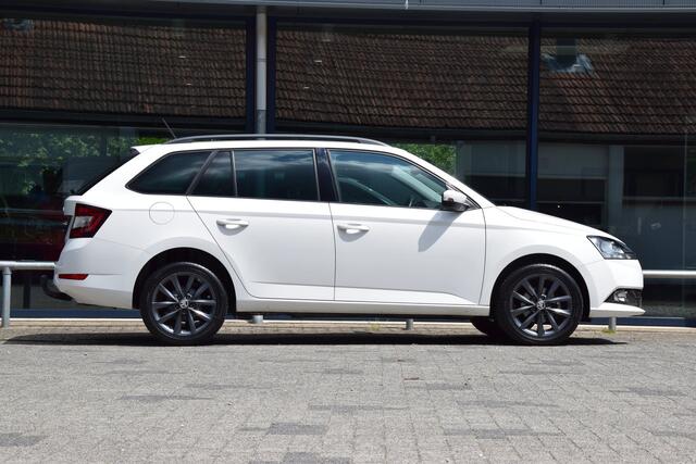 Skoda FABIA Combi 1.0 TSI 96PK Business Edition | Org NL | BOVAG Garantie | Trekhaak | Navigatie | Stoelverwarming | Parkeersensoren | Apple Carplay/Android Auto | 16'' Velgen |