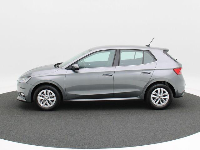 Skoda FABIA 1.0 TSi 110 Pk Automaat Business Edition | Adaptive Cruise | Climate Control | Parkeersensoren | Bluetooth | Navigatie | Trekhaak | 75.893 Km!!
