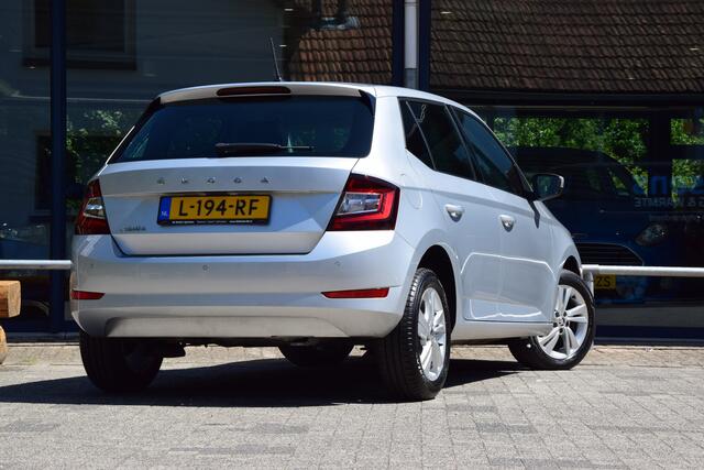 Skoda FABIA 1.0 TSI 96PK Ambition | Org. NL | BOVAG Garantie | Cruise & Climate Control | Parkeersensoren | 15'' Velgen | Apple Carplay/ Android Auto | LED Dagrijverlichting |