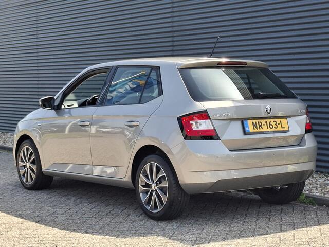 Skoda FABIA 1.2 TSI Drive 90 PK | Navigatie | Parkeersensoren | Lichtmetalen Velgen |