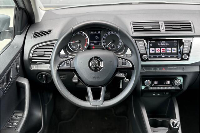 Skoda FABIA Combi 1.0 TSI Drive 96pk - Trekhaak - Navi - Cruise - Auto Clima - Bluetooth - Rijklaar