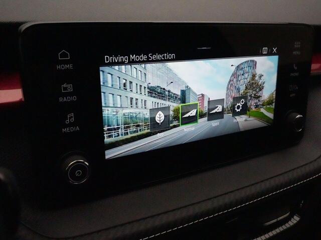 Skoda FABIA 1.0 TSI Monte Carlo | Clima | 17 inch | Carplay | Driving Mode Selection