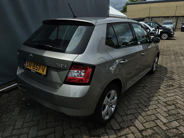 Skoda FABIA 1.0 Style Business AIRCO LM TREKHAAK