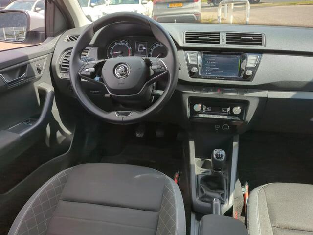 Skoda FABIA 1.0 TSI Ambition / PARK. SENSOREN/ SMARTLINK/ CLIMA/ 15" LMV