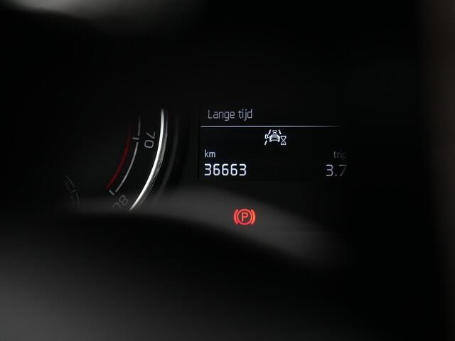 Skoda FABIA 1.0 MPI 80 pk Ambition | Parkeersensoren achter | Carplay | Cruise Control