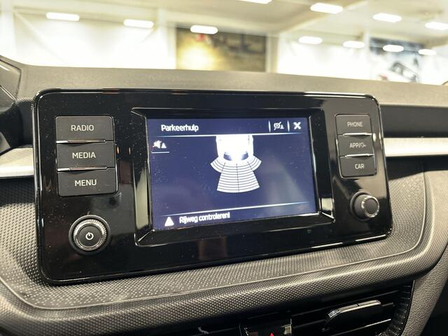 Skoda FABIA 1.0 Tsi 95pk Ambition · Apple/Android Car Play · P-Sensoren · Climatronic · ACC · DAB · 15'' Inch · Garantie t/m 29-06-2027 of 100.000km