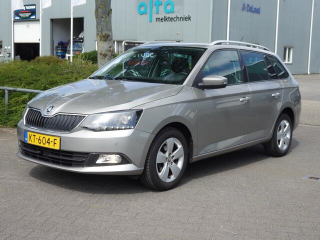 Skoda FABIA Combi 1.2 TSI Style Business
