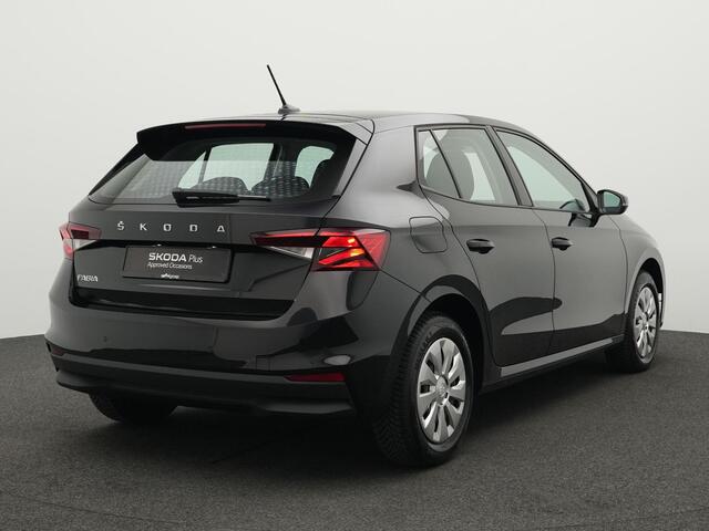 Skoda FABIA 1.0 MPI 80 pk Ambition | Carplay | Parkeersensoren achter | Cruise Control | Garantie t/m 2028