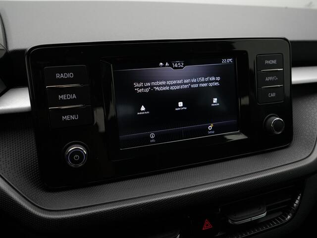 Skoda FABIA 1.0 MPI 80 pk Ambition | Carplay | Parkeersensoren achter | Cruise Control | Garantie t/m 2028