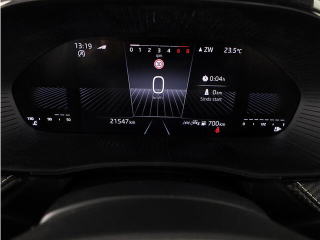 Skoda FABIA 1.0 TSI Monte Carlo 95 pk | Verlengde garantie | Navigatie via App | Parkeersensoren | Achteruitrijcamera | LED koplampen | Stoelverwarming |