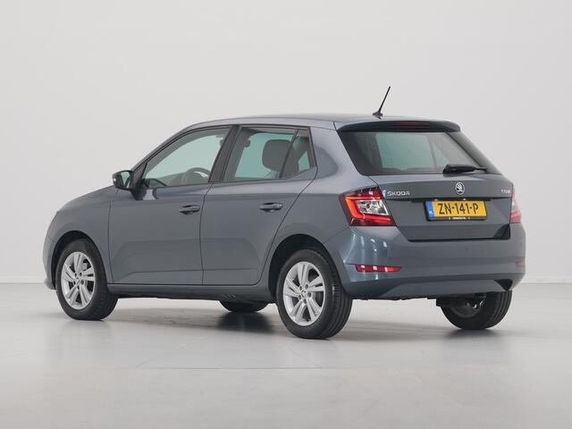 Skoda FABIA 1.0 TSI 95pk Style Clima Navigatie Parkeersensoren Privacyglas 323