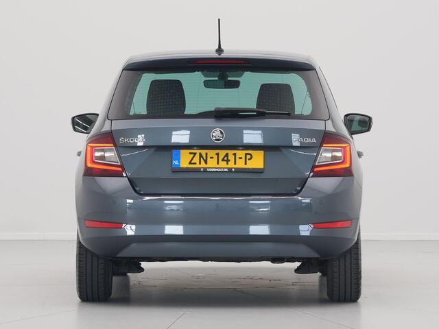 Skoda FABIA 1.0 TSI 95pk Style Clima Navigatie Parkeersensoren Privacyglas 323