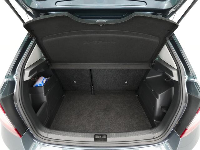 Skoda FABIA 1.0 TSI 95pk Style Clima Navigatie Parkeersensoren Privacyglas 323