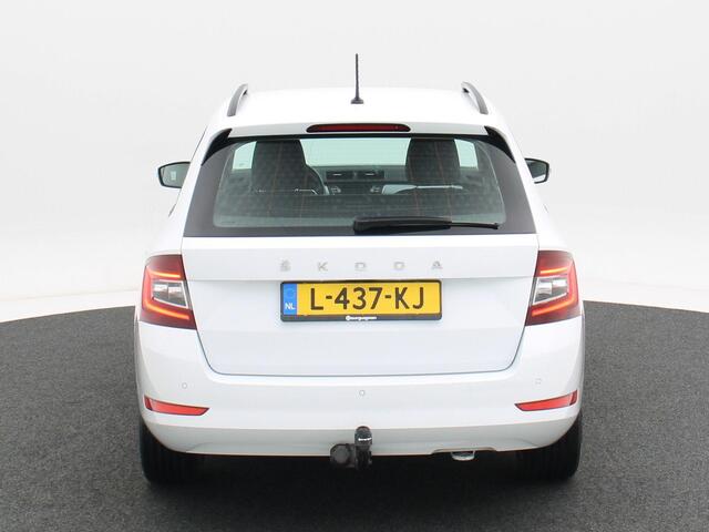 Skoda FABIA Combi 1.0 TSi Business Edition | Trekhaak | Airco | Cruise Control | Navigatiesysteem | 16 Inch