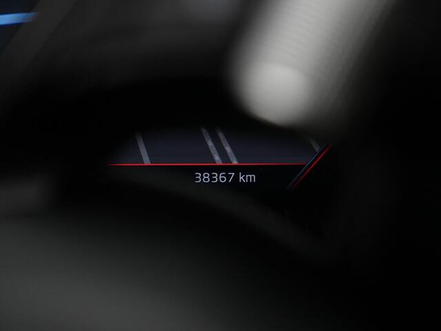 Skoda FABIA 1.0 TSI 95 pk Monte Carlo | Navigatie | Parkeersensoren achter | Climatronic | Carplay