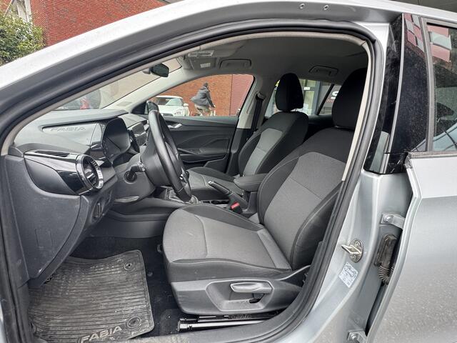 Skoda FABIA 1.0 MPI Ambition // CLIMA // CRUISE CONTROL // APPLE-ANDROID AUTO // PDC //