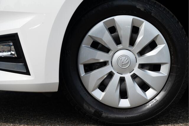 Skoda FABIA 1.0 MPI Ambition | Stoelverwarming | AppConnect | Cruise | PDC