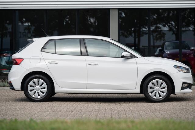 Skoda FABIA 1.0 MPI Ambition | Stoelverwarming | AppConnect | Cruise | PDC