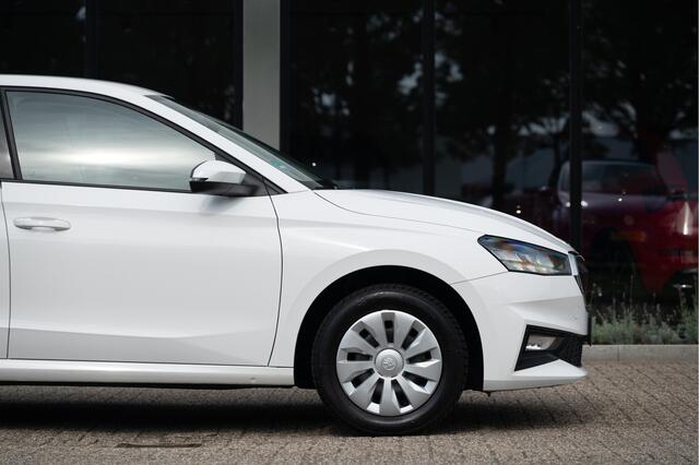 Skoda FABIA 1.0 MPI Ambition | Stoelverwarming | AppConnect | Cruise | PDC