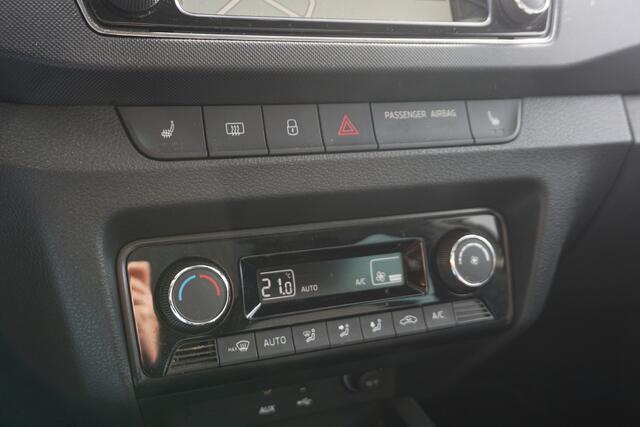 Skoda FABIA Combi 1.2 TSI Style DSG | PANO | LEDER | TREKHAAK | STOELVERW. | NAVI | ECC |