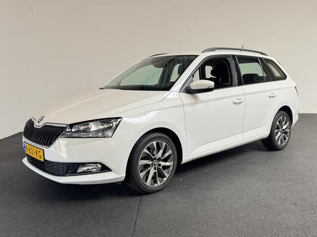 Skoda FABIA Combi 1.0 TSI DSG Business Edition Trekhaak Navigatie Apple Carplay/Android Auto Parkeersensoren achter Stoelverwarming Cruise Control Airco