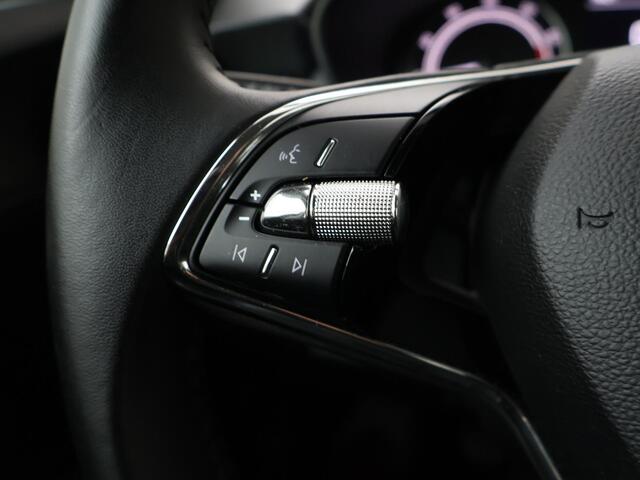 Skoda FABIA 1.0 TSI Ambition | 95 PK | LED verlichting | Cruise control | Apple Carplay/Android Auto |