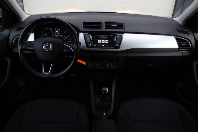 Skoda FABIA Combi 1.0 TSI Drive | Apple carplay/Android auto | Parkeersensor | Airco