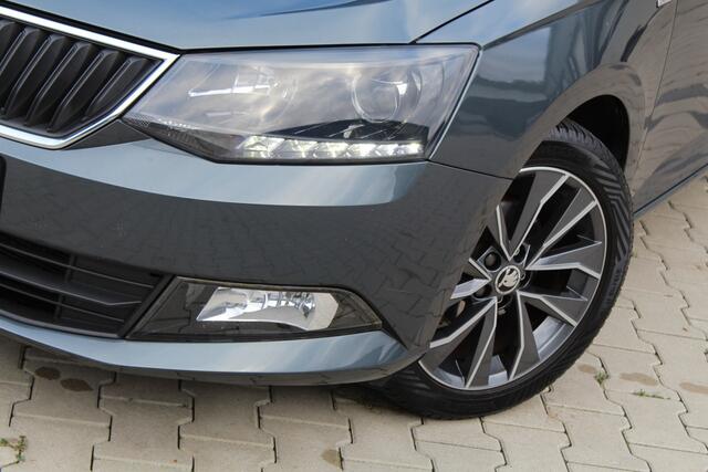 Skoda FABIA Combi 1.0 TSI Drive | Apple carplay/Android auto | Parkeersensor | Airco