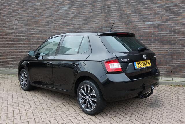 Skoda FABIA 1.0 TSI Drive, zwart, full options! Super mooie auto! Inclusief BTW