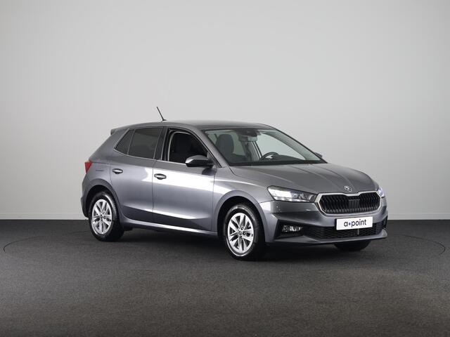 Skoda FABIA 1.0 TSI Business Edition 95 pk | Verlengde garantie | Navigatie via App | Parkeersensoren | Achteruitrijcamera | Stoelverwarming | Keyless |
