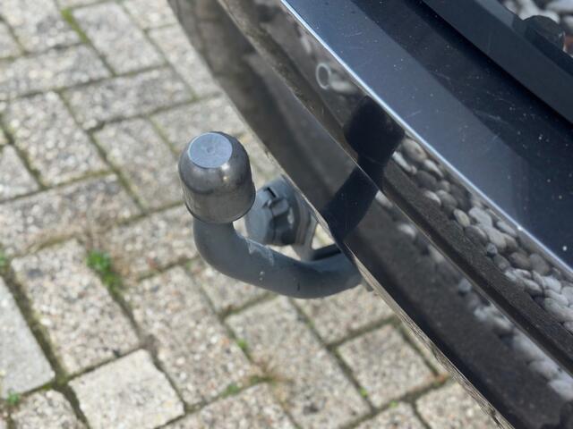 Skoda FABIA 1.2 TSI Combi Ambition Business '' Trekhaak - Infotainmentsystem - PDC ''