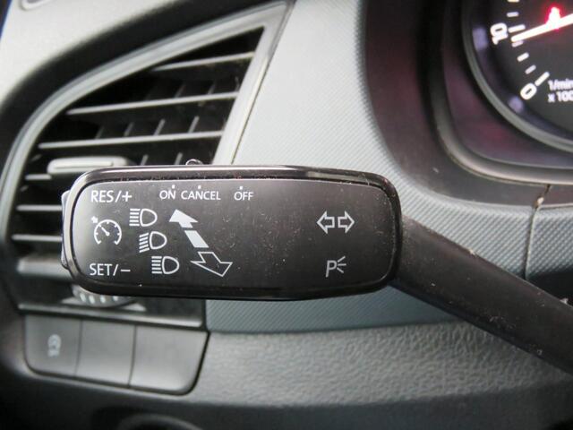 Skoda FABIA 1.0 EDITION / Zwart dak / Stoelverw. / Cruise / Airco /