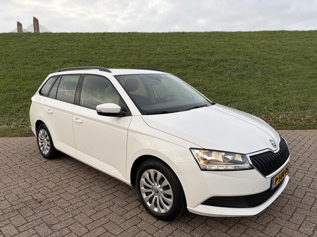 Skoda FABIA Combi 1.0 TSI Active BTW Auto | Apple Carplay | Lederen multifunct. Stuur | Airco