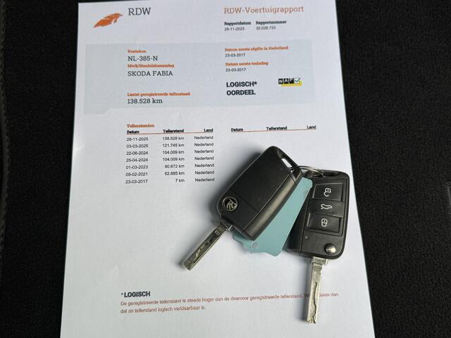 Skoda FABIA Combi 1.2 TSI Drive Trekhaak/Apple Carplay/Climate/Cruise.