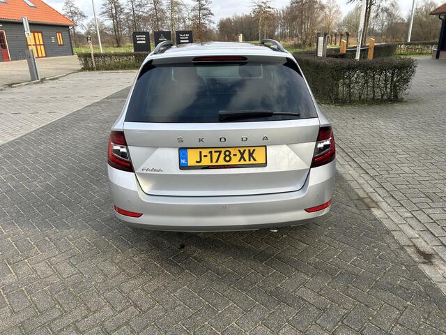 Skoda FABIA Combi 1.0 TSI Business Edition Panorama Trekhaak Clima Pdc cruise Nap