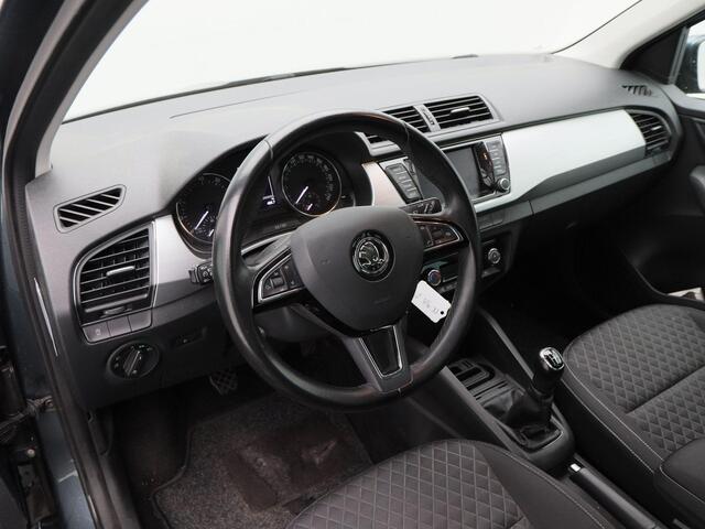 Skoda FABIA Combi 1.0 MPi Drive | Trekhaak Afneembaar | Navigatiesysteem | LED | Cruise Control | ECC | 16 Inch | 60.630 Km