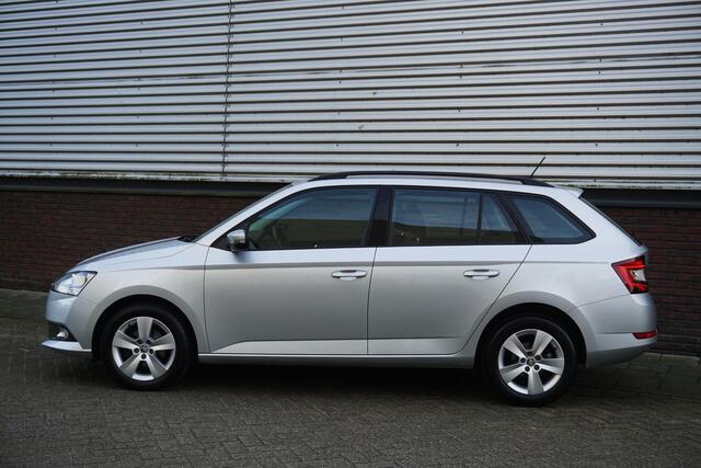 Skoda FABIA Combi 1.0 TSI 95PK Ambition/Navigatie/Cruise/CarPlay/ Parkeersensoren.