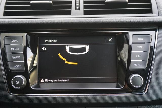 Skoda FABIA Combi 1.0 TSI 95PK Ambition/Navigatie/Cruise/CarPlay/ Parkeersensoren.