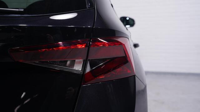 Skoda FABIA 1.0 TSI 110 pk DSG Aut. Ambition Aut. Airco, Apple Carplay, LED Koplampen, PDC achter