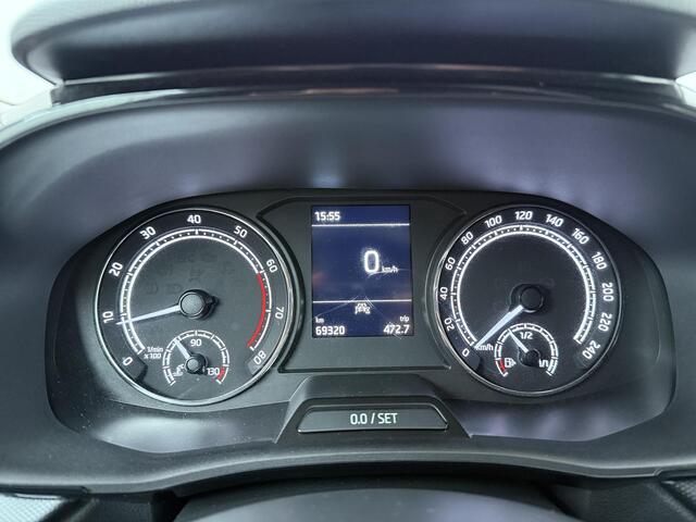 Skoda FABIA 1.0 TSI Ambition | 95 PK | Adaptive cruise control | Climate control | Dodehoek detectie | Apple Carplay/Android Auto |