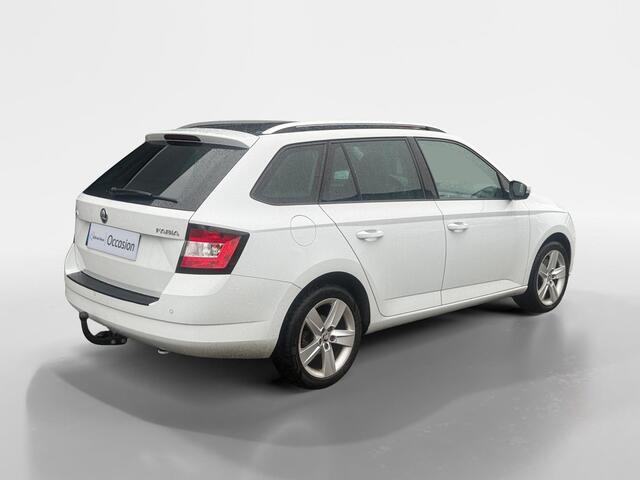 Skoda FABIA Combi 1.0 TSI Style Business | Automaat | Navigatie | Panorama Dak | Stoelverwarming | Parkeersensoren | Trekhaak | Climate Control