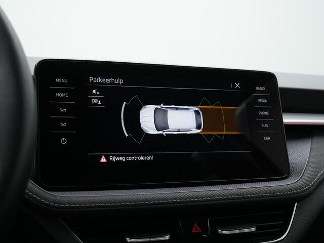 Skoda FABIA 1.0 TSI 110 pk Style | Adaptive Cruise | Navigatie | Parkeersensoren voor/achter | Carplay