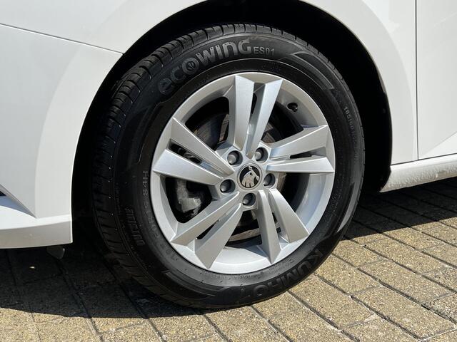 Skoda FABIA Combi 1.0 TSI Ambition | Camera | CarPlay | ECC | LM