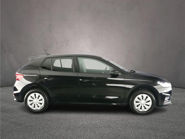 Skoda FABIA Selection 1.0 TSI 95pk Cruise control, Airco, LED koplampen, Parkeersensor achter, App connect, DAB, Radio, Bluetooth