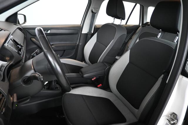 Skoda FABIA Combi 1.0 TSI Ambition Business Airco Navigatie Cruise Control Rijklaarprijs Inruil Mogelijk!