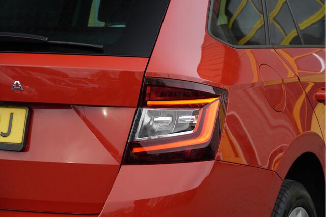 Skoda FABIA Combi 1.0 TSI Ambition BJ2021 Led | Navi | App-Connect | Airco | Cruise control | Extra getint glas