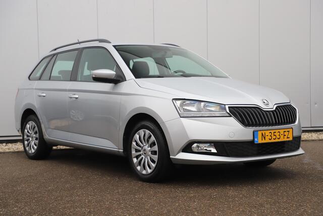 Skoda FABIA Combi 1.0 TSI Ambition 95PK Trekhaak Navigatie Carplay Android Airco Cruise Control Parkeersensor